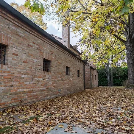 Вилла Casa Dorina