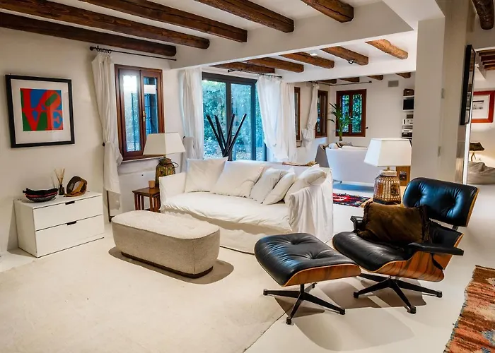 Casa Dorina