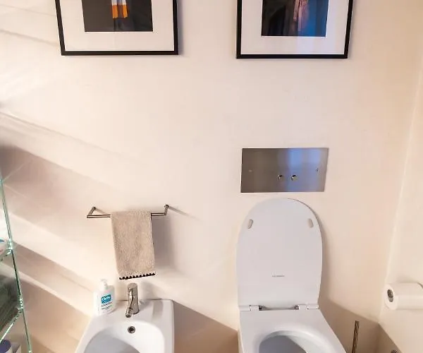 וילה Casa Dorina *